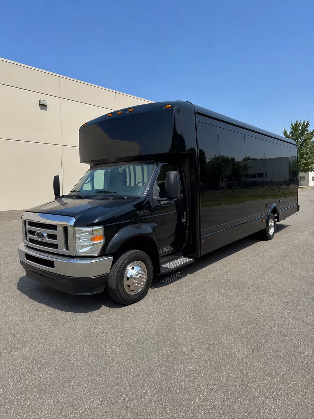Daytona Beach Homecoming & Prom Party Bus Rentals