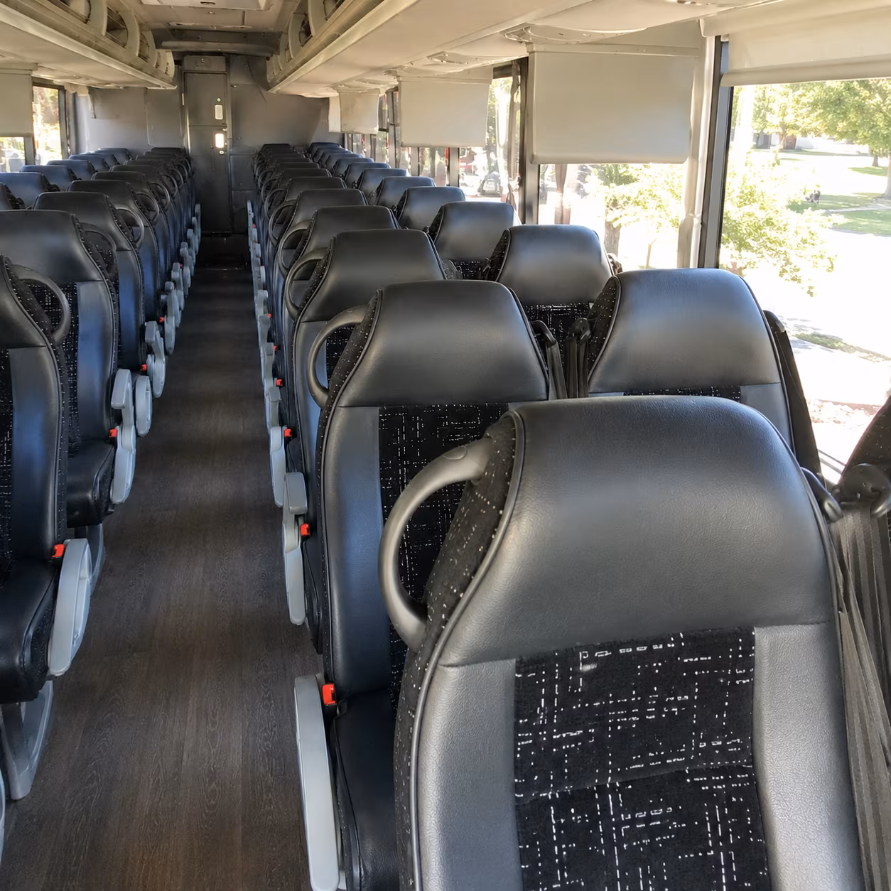 Jacksonville Airport Shuttle & Transportation party bus exterior