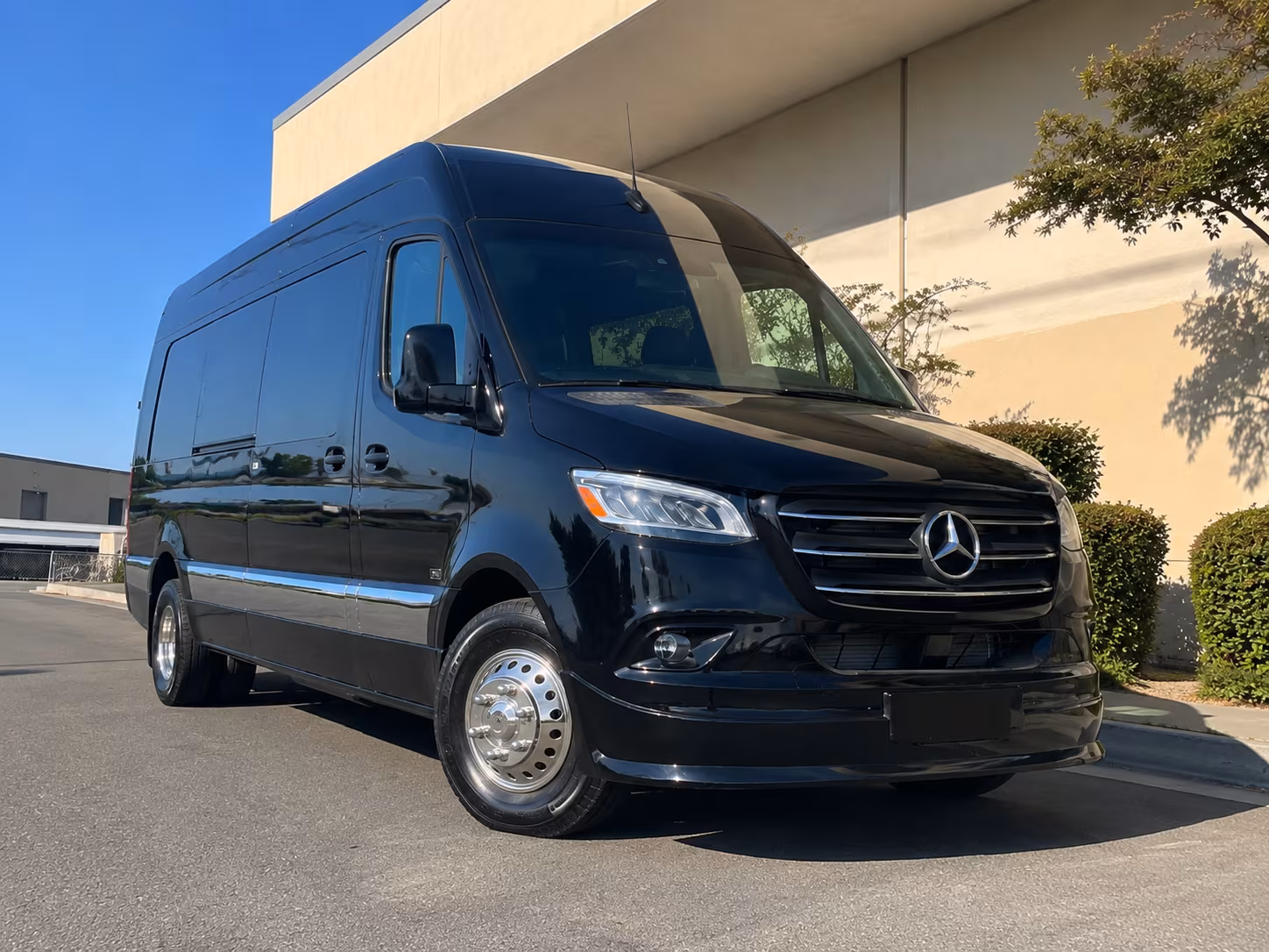 Jacksonville Corporate Transportation party bus exterior