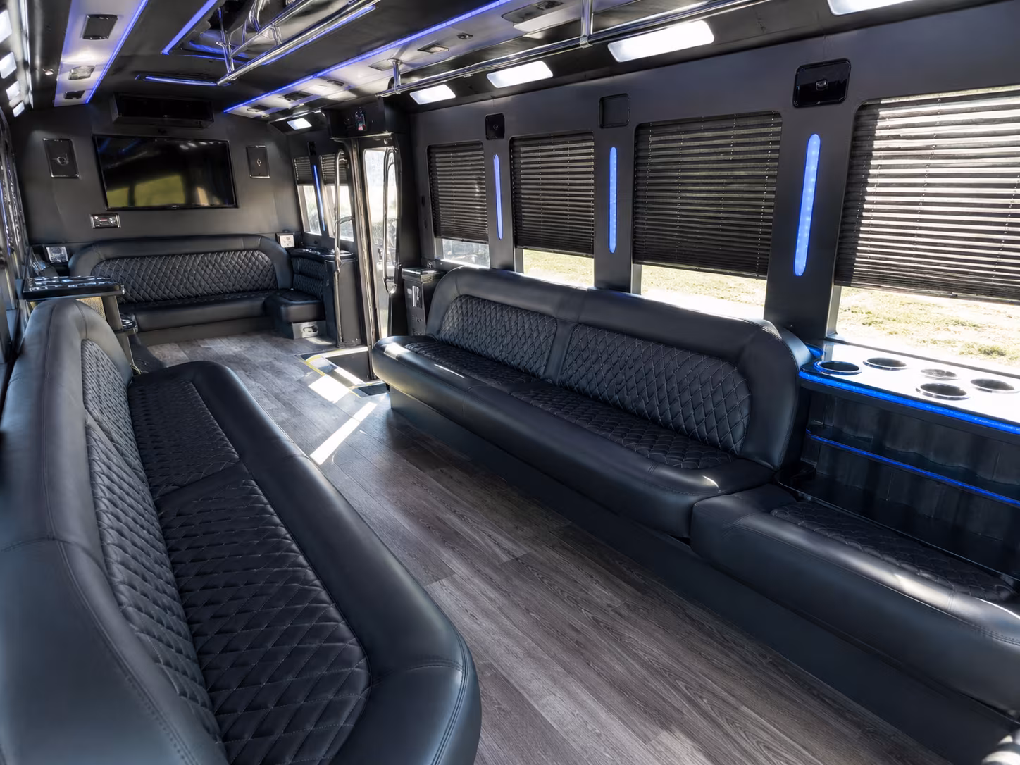 Jacksonville Winery Tour & Pub Crawl Transportation party bus interior